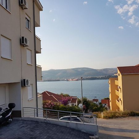 Apartment Tihana Traù Esterno foto