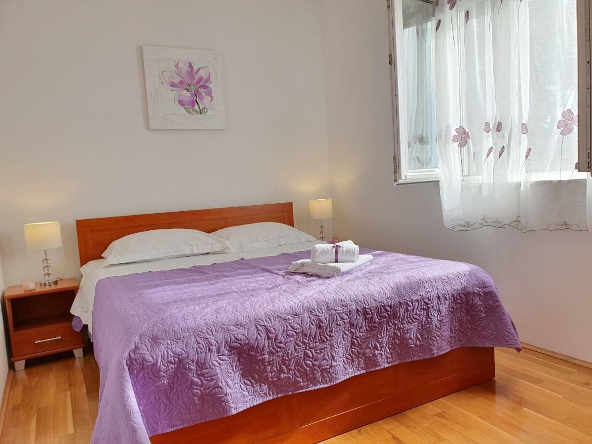 Apartment Tihana Traù Esterno foto