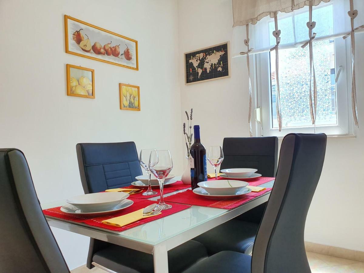 Apartment Tihana Traù Esterno foto